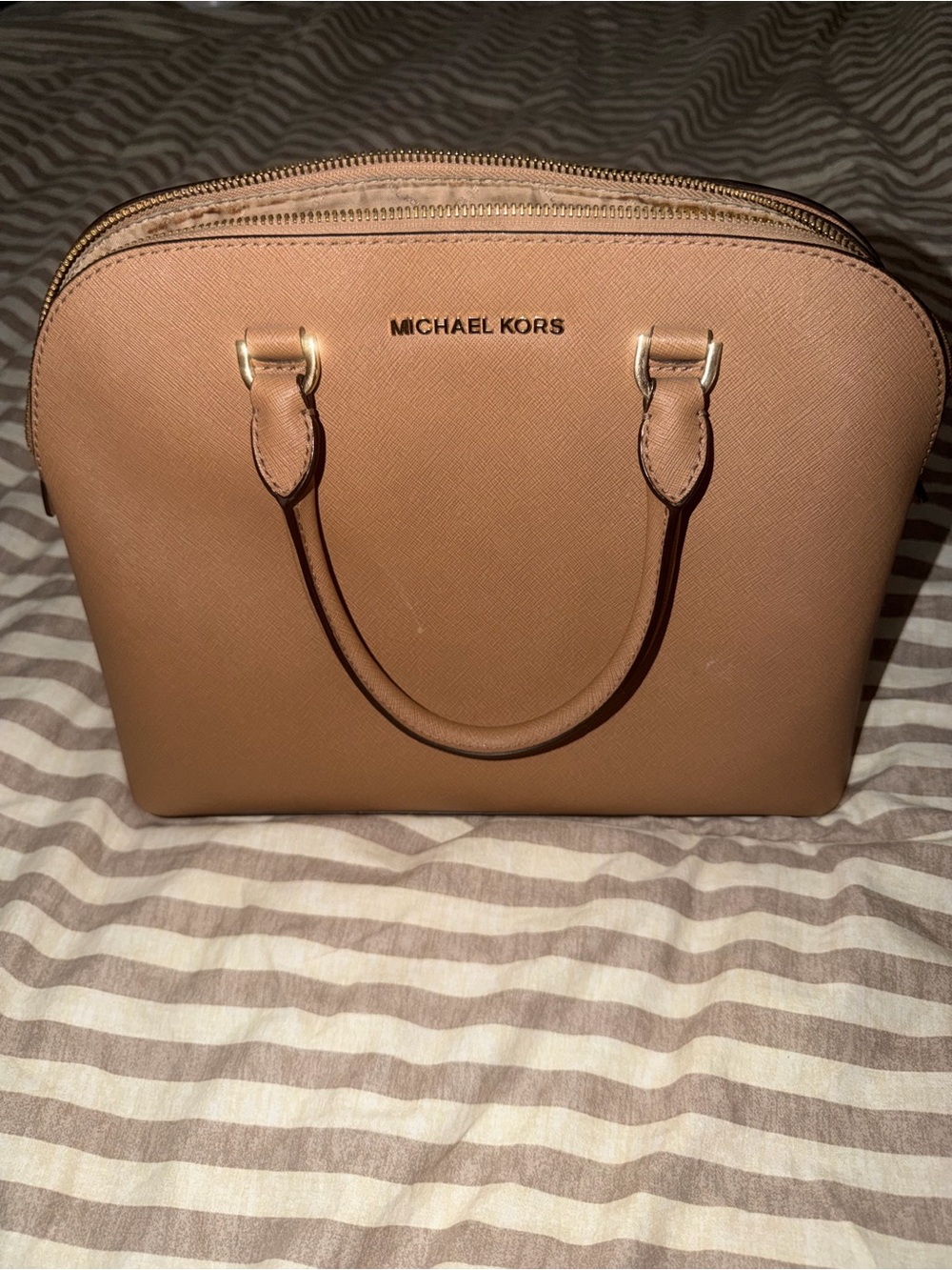 Michael Kors Cindy Bag